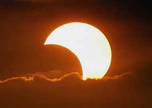 090126-eclipse-hmed-502p.grid-6x2